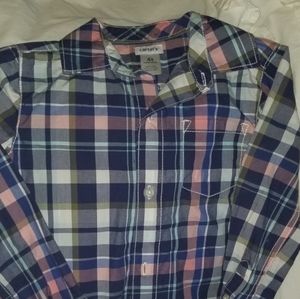 Boy's long sleeve button.